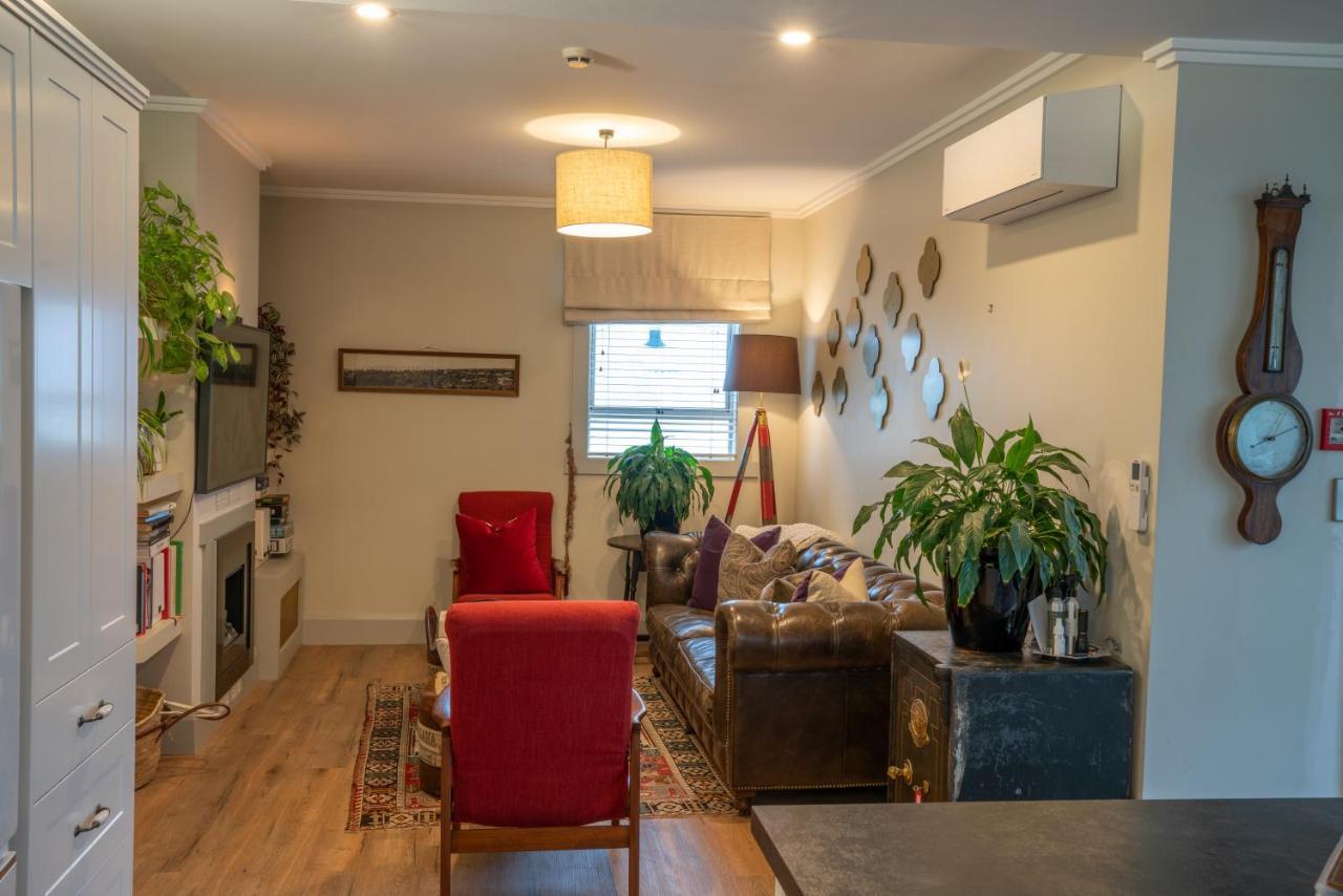 נאפייר Laneway Apartments מראה חיצוני תמונה